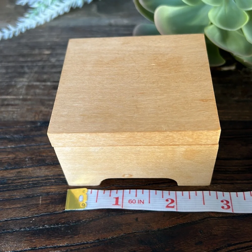 🎁 4/$25 - HANDMADE wooden music box - plays white Christmas - NEW - Picture 7 of 10